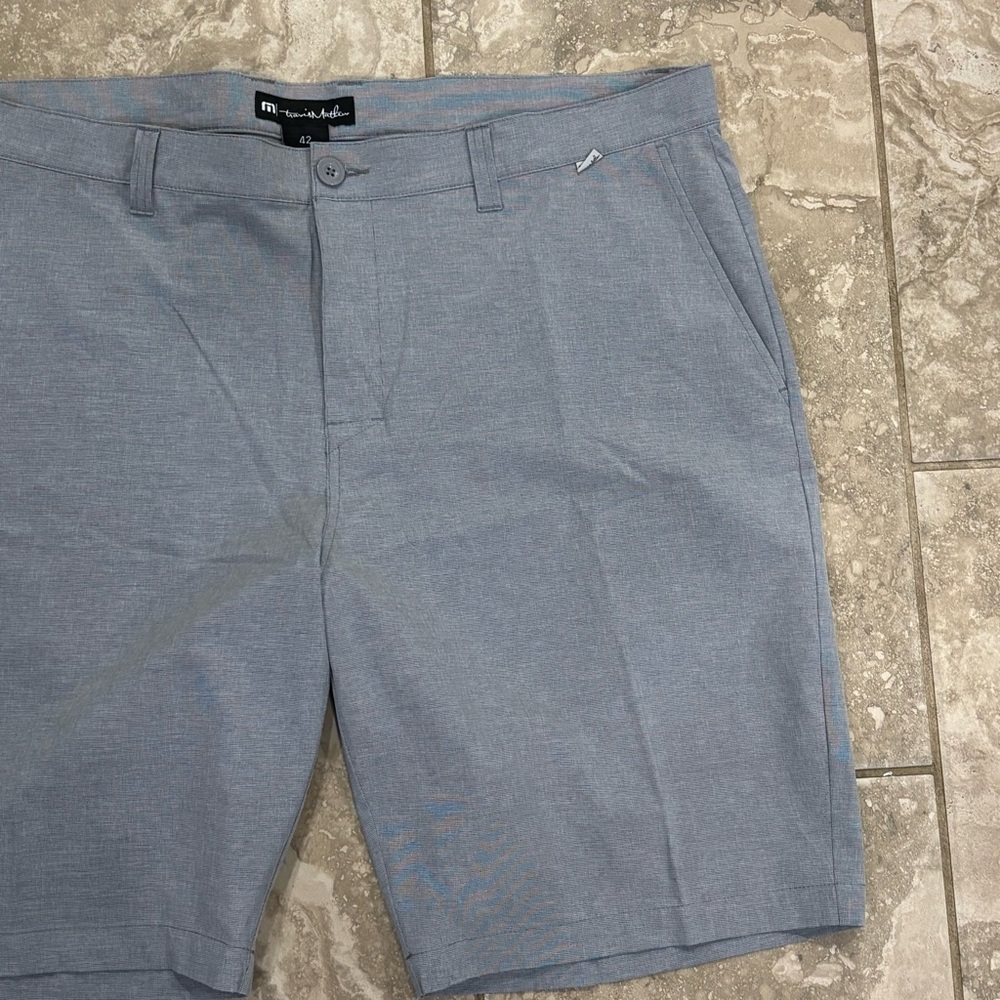 TravisMathew Men's Wanderlust Shorts Sz 42 - Picture 3 of 12